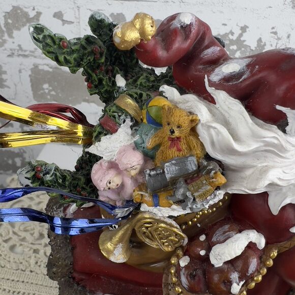 Peggy Abram’s Windswept Wayfarer Christmas Santa Figure Limited Edition 295/1200 - Picture 6 of 9